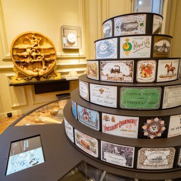 étiquettes - section vin de champagne musée